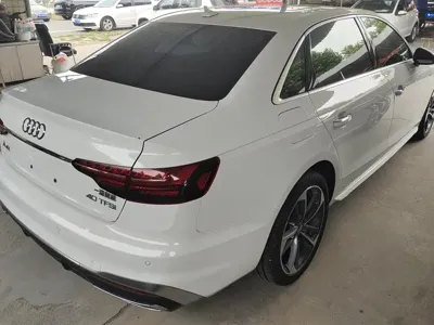 Audi A4L 2021, 91800 км, за 18834.24 USD
