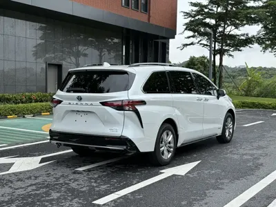 Toyota Sienna 2022, 94000 км, за 28435.6 USD - фото 12
