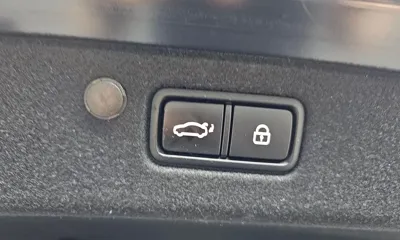 Hyundai Grandeur 2020, 70960 км, за 14201.96 USD - фото 20