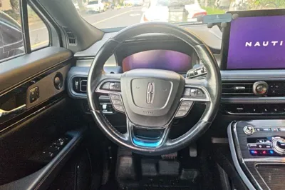 Lincoln Nautilus 2021, 49000 км, за 23208 USD - фото 20