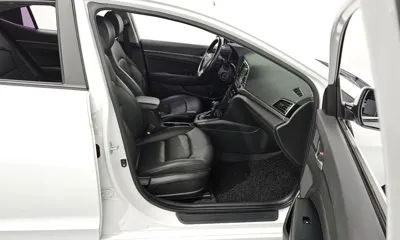 Hyundai Avante 2017, 93357 км, за 5534.93 USD - фото 12