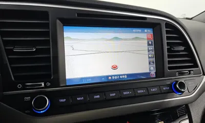 Hyundai Avante 2017, 93357 км, за 5534.93 USD - фото 17