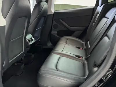 Tesla Model Y 2021, 47000 км, за 21894.81 USD