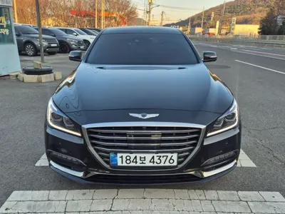 Genesis G80 2018, 135114 км, за 10726.12 USD