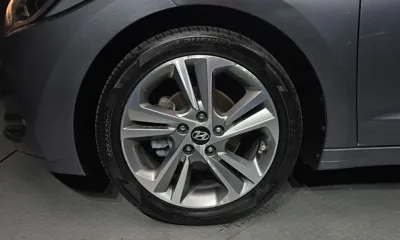 Hyundai Avante 2017, 103416 км, за 5112.28 USD