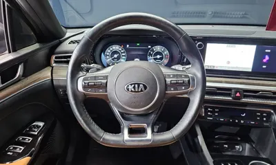 Kia K5 2021, 60666 км, за 12167.85 USD - фото 12
