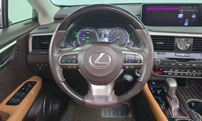 Lexus RX 2019, 58263 км, за 30228.16 USD - фото 14