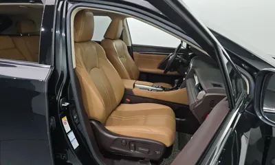 Lexus RX 2019, 58263 км, за 30228.16 USD - фото 26