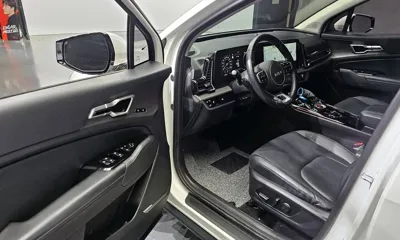 Kia Sportage 2022, 59437 км, за 16552.8 USD - фото 10