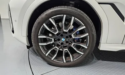 BMW X6 2025, 5262 км, за 83250.73 USD