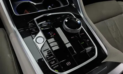 BMW X6 2025, 5262 км, за 83250.73 USD - фото 9