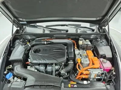 Hyundai Sonata 2023, 25383 км, за 11661.24 USD - фото 6
