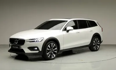 Volvo V60 · 2022 год