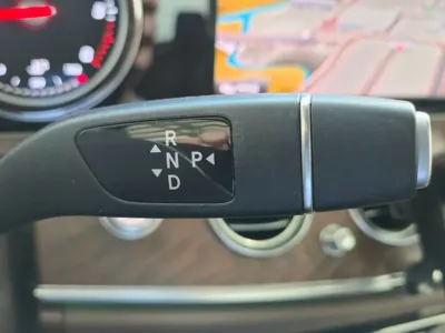 Mercedes-Benz E-Class 2019, 118563 км, за 14945.06 USD - фото 9