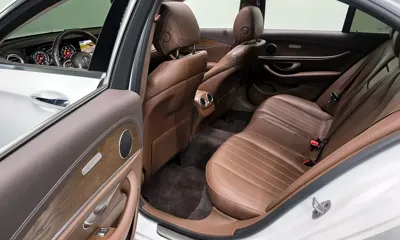 Mercedes-Benz E-Class 2019, 118563 км, за 14945.06 USD - фото 13