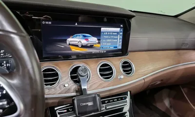 Mercedes-Benz E-Class 2019, 118563 км, за 14945.06 USD - фото 19