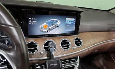 Mercedes-Benz E-Class 2019, 118563 км, за 14945.06 USD - фото 20