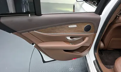 Mercedes-Benz E-Class 2019, 118563 км, за 14945.06 USD - фото 25