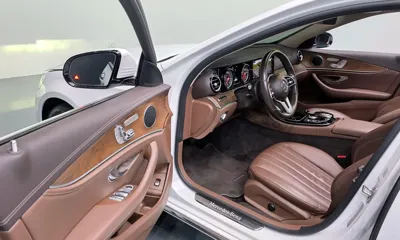 Mercedes-Benz E-Class 2019, 118563 км, за 14945.06 USD - фото 26