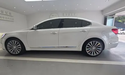 Kia K7 2012, 249599 км, за 2925.31 USD