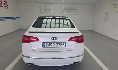 Kia K7 2012, 249599 км, за 2925.31 USD