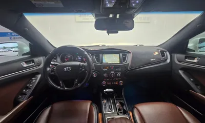 Kia K7 2012, 249599 км, за 2925.31 USD - фото 12