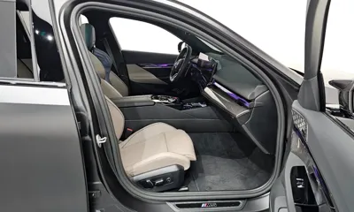 BMW M5 2026, 839 км, за 145210.6 USD - фото 26