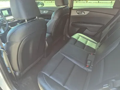 Kia K3 2021, 73786 км, за 8840.93 USD - фото 10