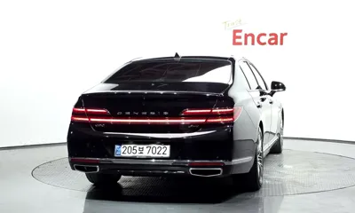 Genesis G90 2021, 206677 км, за 17516.44 USD