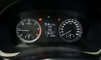 Hyundai Sonata 2018, 125900 км, за 5483.98 USD - фото 8