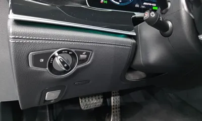 Mercedes-Benz AMG GT 2021, 9269 км, за 49225.42 USD - фото 31