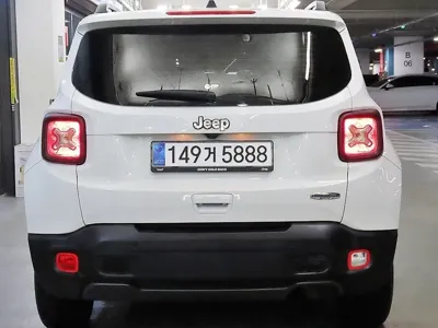 Jeep Renegade 2021, 110694 км, за 7995.84 USD