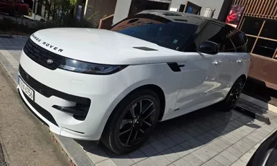 Land Rover Range Rover Sport 2023, 67700 км, за 34146.01 USD