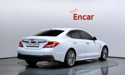 Genesis G70 2019, 46489 км, за 16895.27 USD