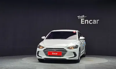 Hyundai Avante 2016, 165484 км, за 4465.16 USD