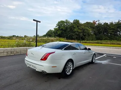 Jaguar XJ 2015, 107762 км, за 11496.53 USD