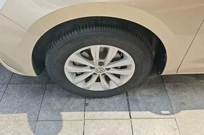 Volkswagen Bora 2016, 84600 км, за 6568 USD - фото 10