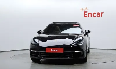 Porsche Panamera 2018, 91383 км, за 39595.48 USD