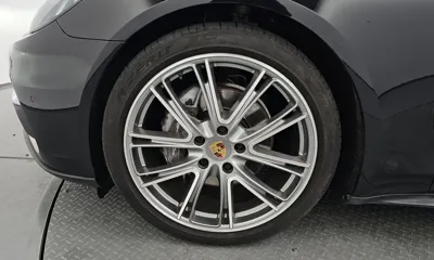 Porsche Panamera 2018, 91383 км, за 39595.48 USD