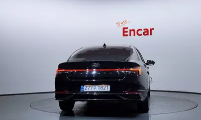 Hyundai Avante 2023, 62476 км, за 12275.17 USD