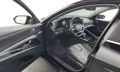 Hyundai Avante 2023, 62476 км, за 12182.42 USD - фото 10
