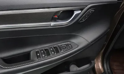 Hyundai Grandeur 2018, 144188 км, за 6940.78 USD - фото 24
