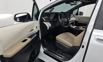 Toyota Sienna 2024, 70856 км, за 31225.63 USD - фото 10