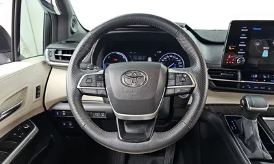 Toyota Sienna 2024, 70856 км, за 31225.63 USD - фото 13