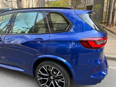 BMW X5M 2023, 20000 км, за 76616.5 USD