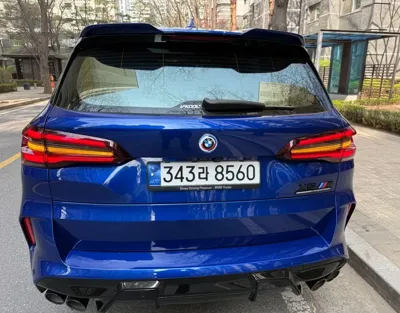 BMW X5M 2023, 20000 км, за 76616.5 USD