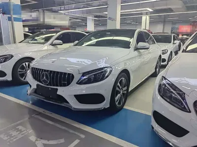 Mercedes-Benz C-Class · 2018 год