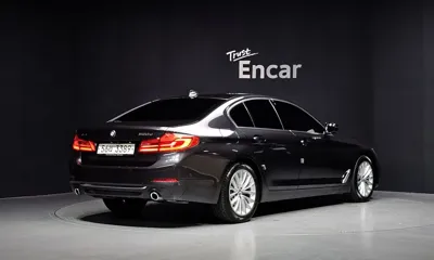 BMW 5-Series 2019, 38297 км, за 20477.14 USD