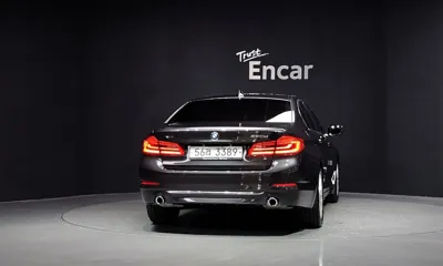 BMW 5-Series 2019, 38297 км, за 20477.14 USD