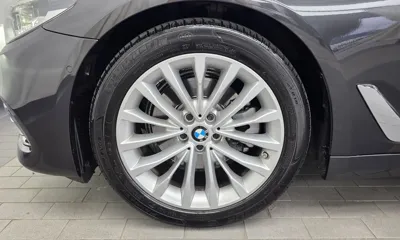 BMW 5-Series 2019, 38297 км, за 20477.14 USD